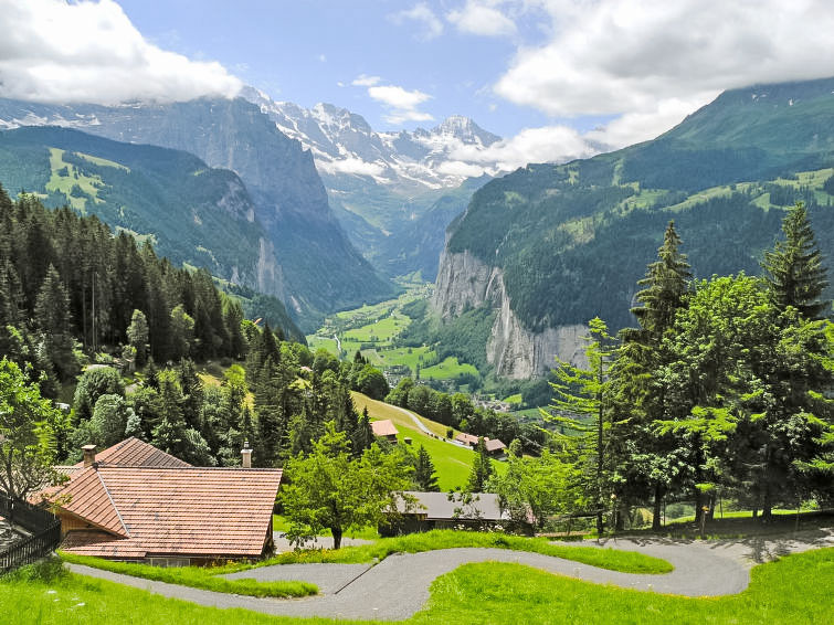 Jungfrau a d Ledi Chalet in Wengen