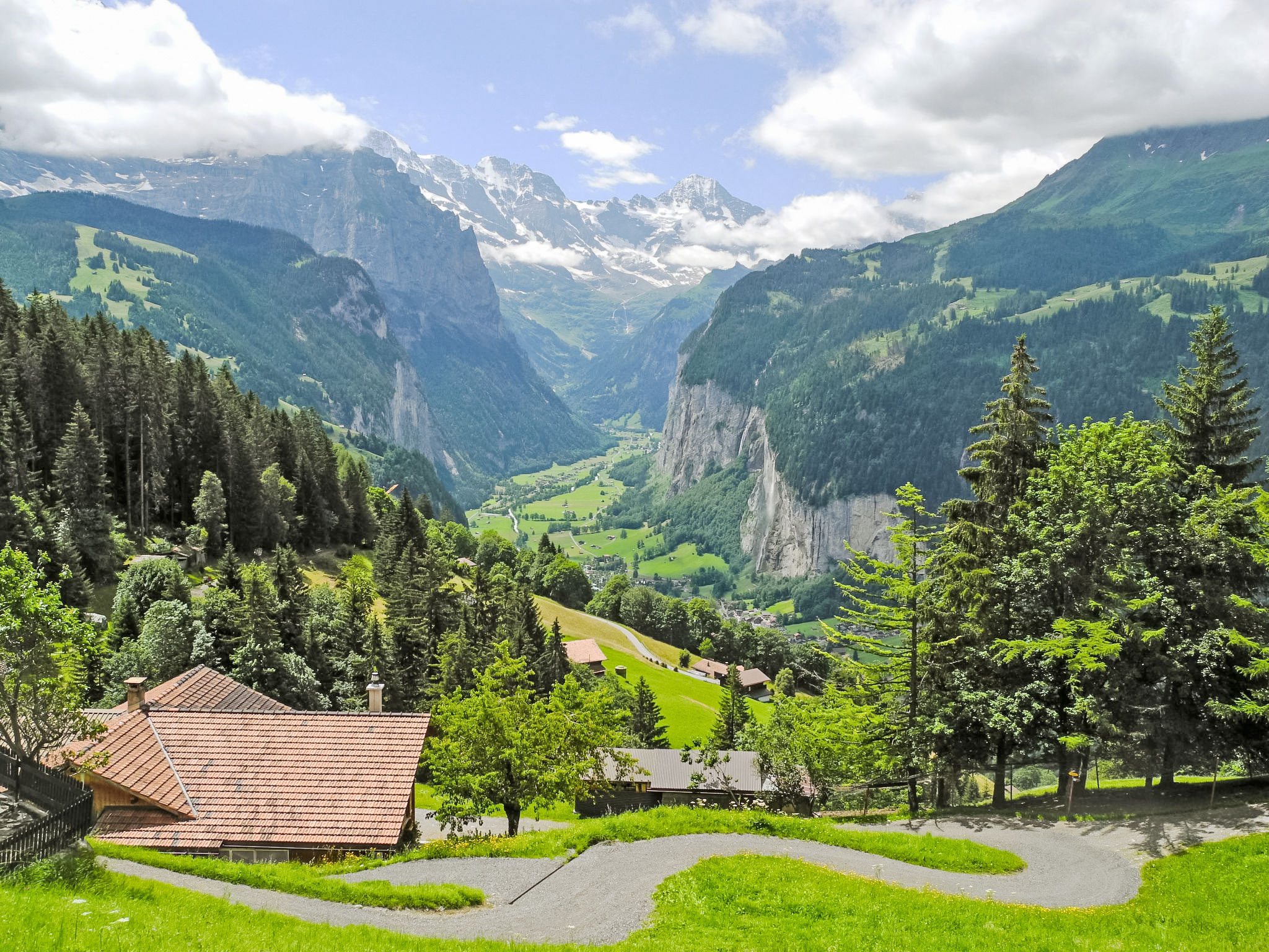 Photo of Jungfrau a d Ledi