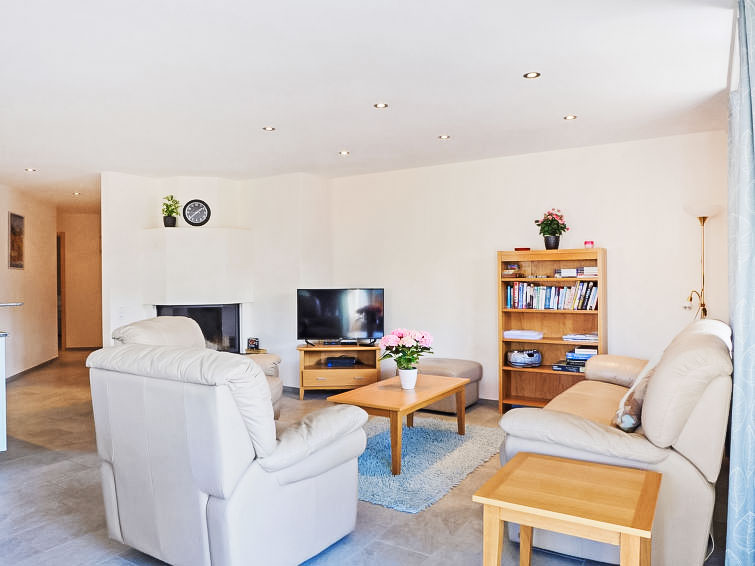 Bella Vista - Slide 12