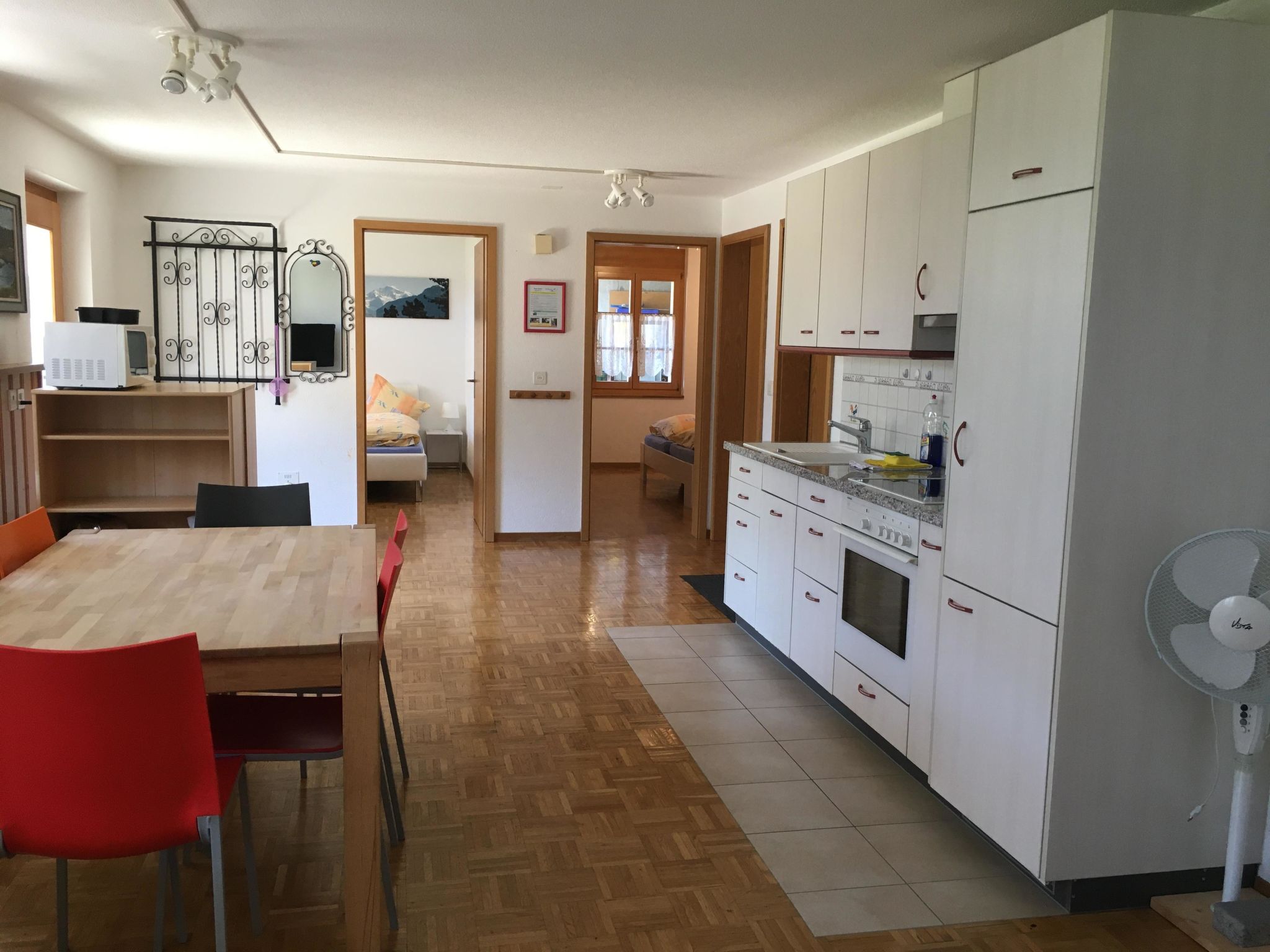 Schwizi's Holiday Apartments Appartement/Fewo, Badewanne, 2 Schlafräume No. 09