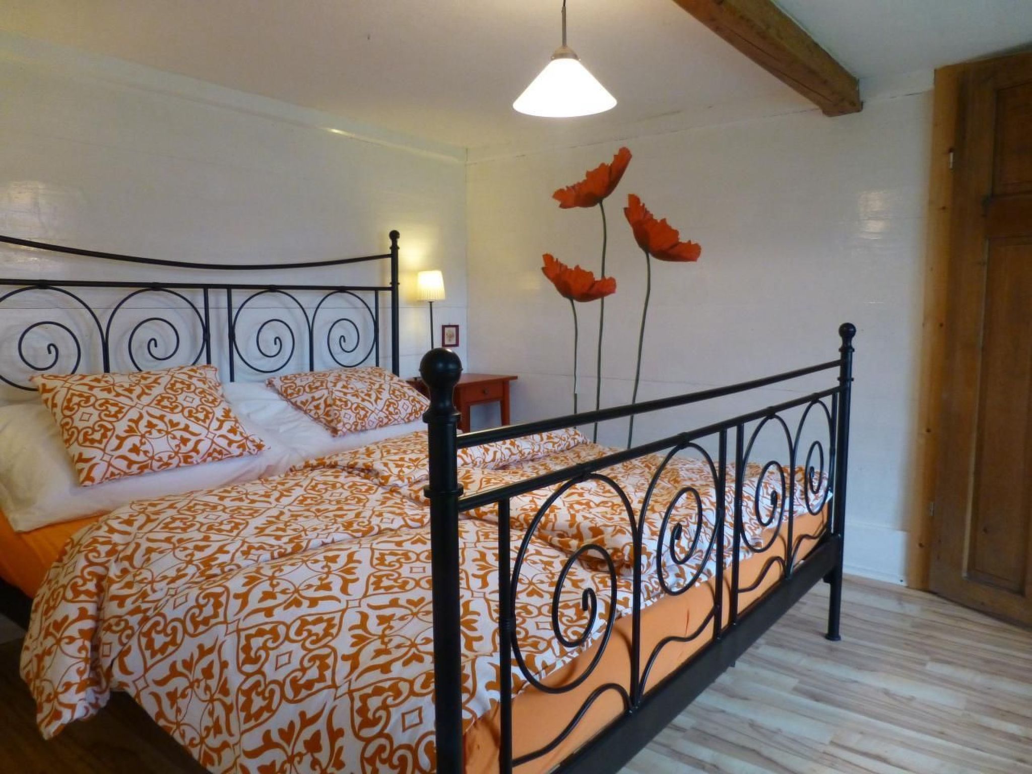 Photo of Chalet-Hausteil mit Garten im Dorfkern