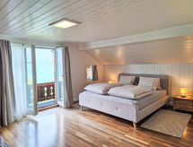 Chalet direct aan het meer van Brienz – 5 slaapkamers, uitzicht op bergen - thumbnail 5