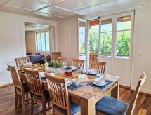 Chalet direct aan het meer van Brienz – 5 slaapkamers, uitzicht op bergen - thumbnail 4