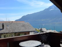 Chalet Vamika: Knus chalet aan het meer van Brienz met bergzicht - thumbnail 2