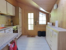 Chalet Vamika: Knus chalet aan het meer van Brienz met bergzicht - thumbnail 6