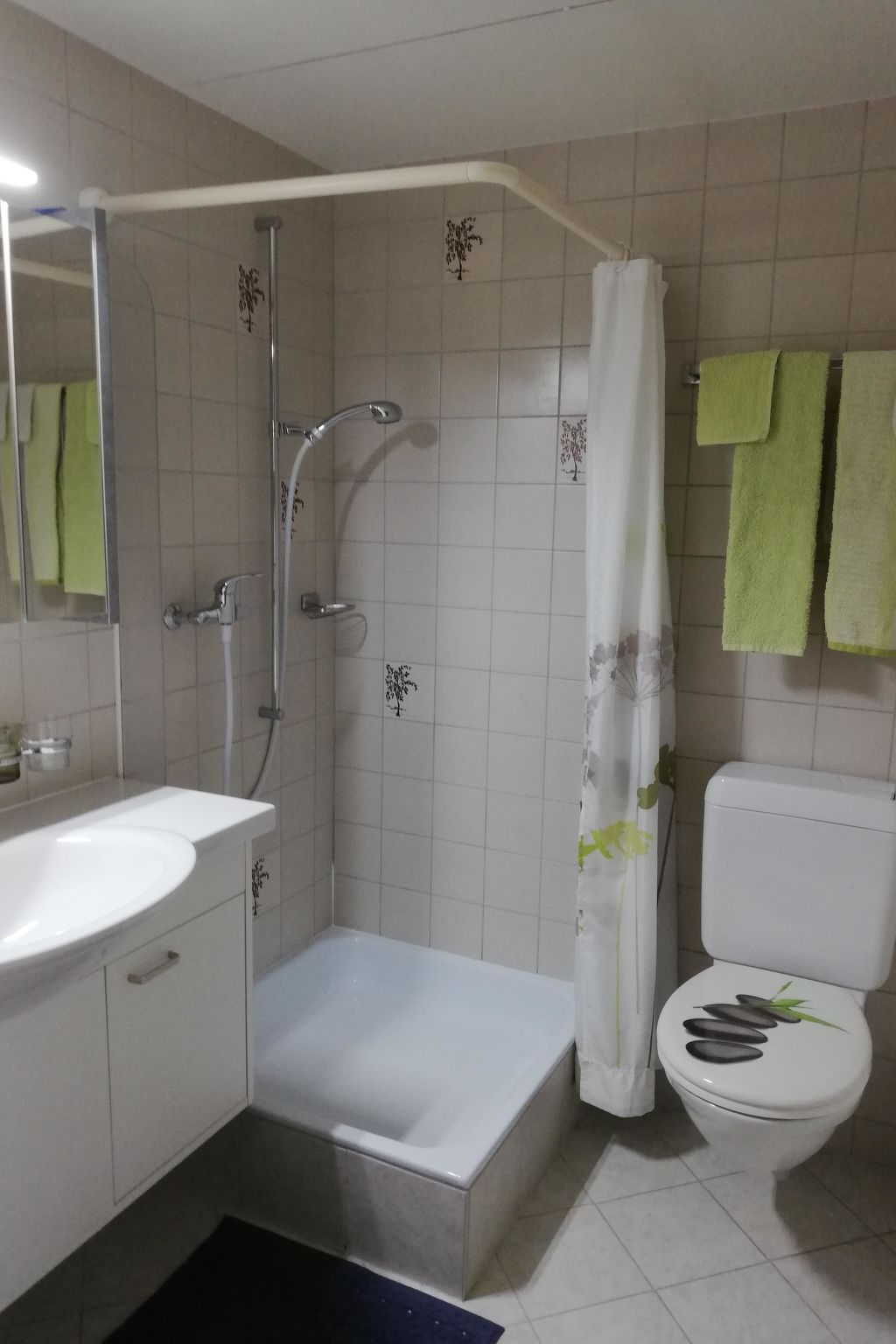 Kaisers Ferienwohnung Appartement/Fewo 3-Bettwohnung - Binnen