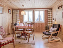 Historisch chalet aan het meer van Brienz met zonnig terras - thumbnail 6