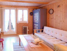 Historisch chalet aan het meer van Brienz met zonnig terras - thumbnail 2