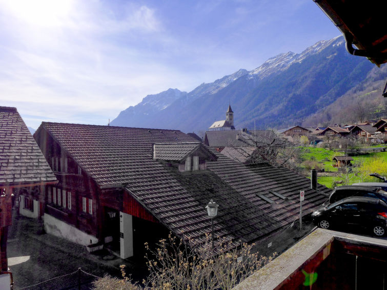 Chalet Esther Apartment in Brienz