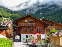 Semesterhus Hüsli