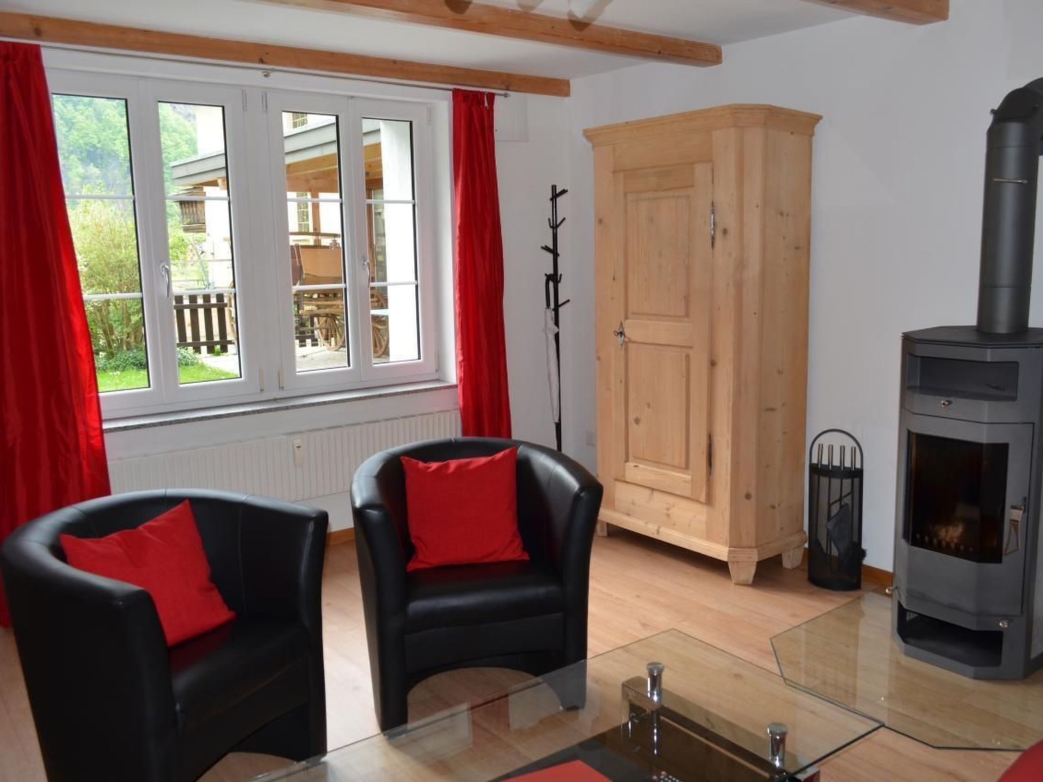 Photo of mountain-panorama EG 2-Bettwohnung