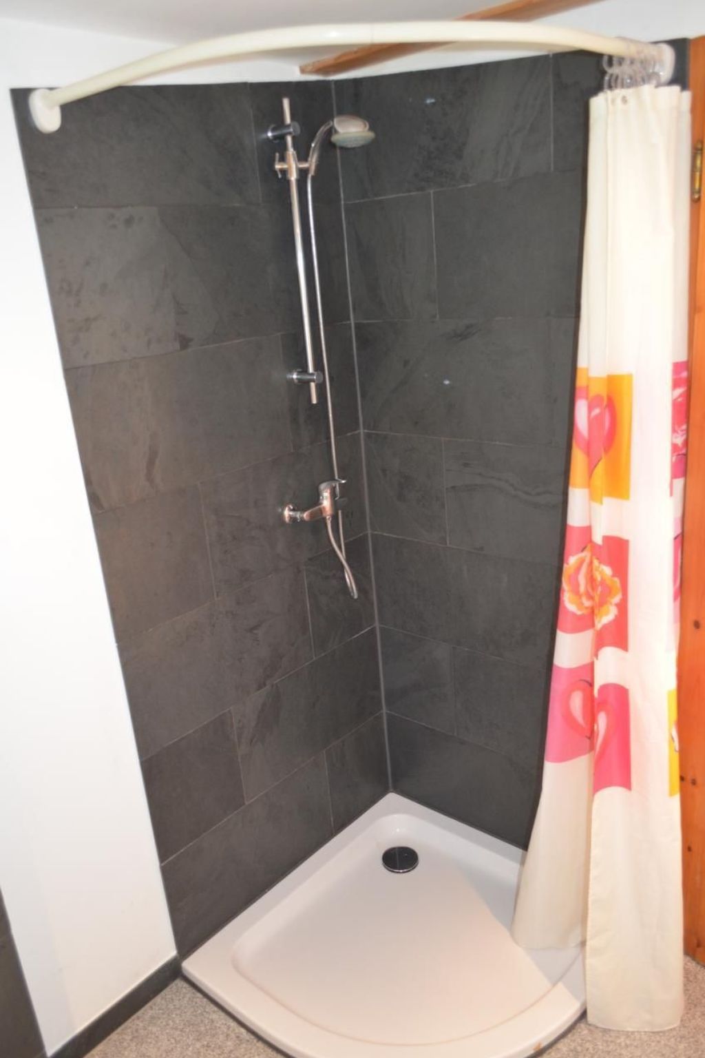 Photo of mountain-panorama EG 2-Bettwohnung