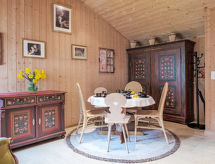 Chalet Heidi: Rustiek houten huis aan de voet van de Grimselpas - thumbnail 4