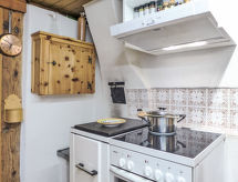 Chalet Heidi: Rustiek houten huis aan de voet van de Grimselpas - thumbnail 3