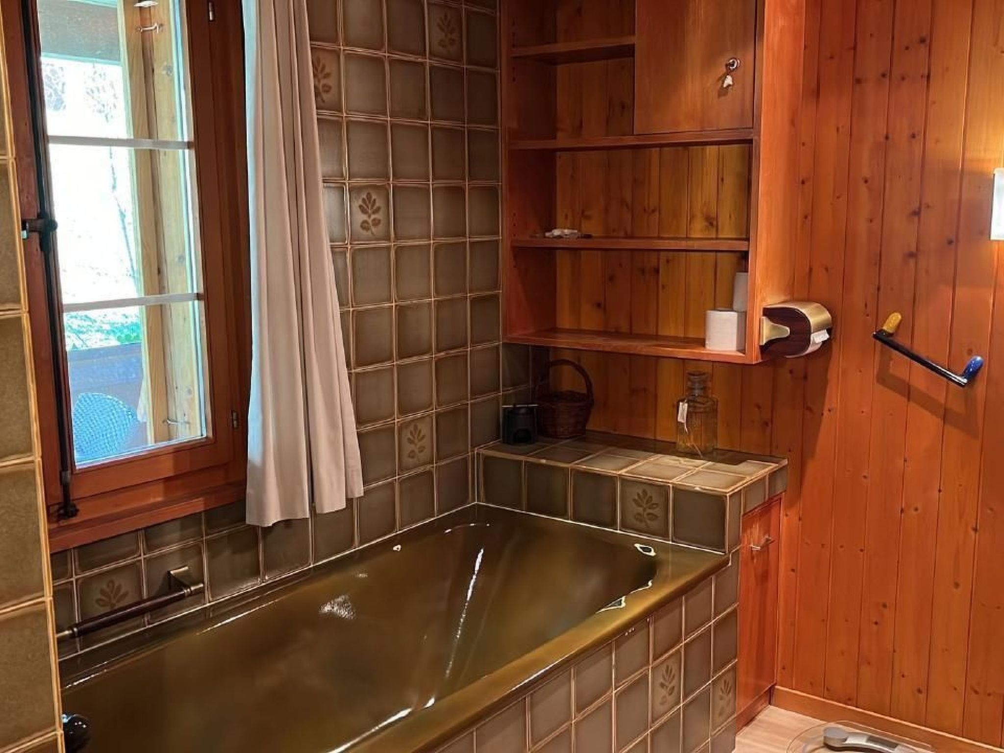 Chalet Alpen Lotus-Image-tags.info