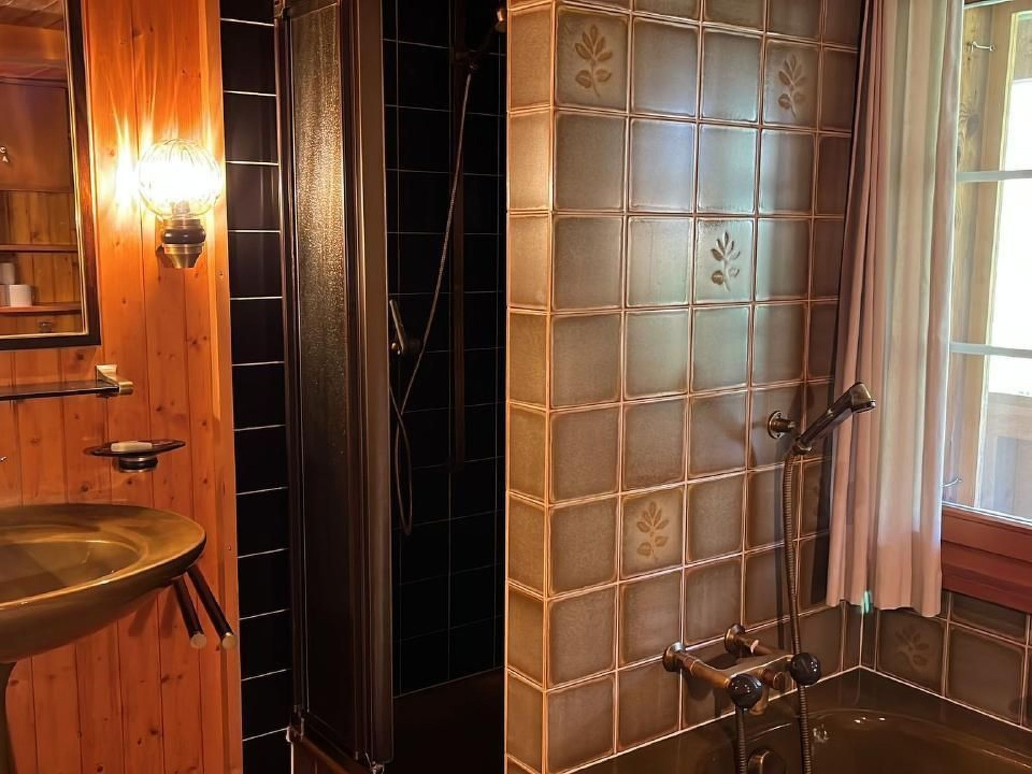 Chalet Alpen Lotus-Image-tags.info