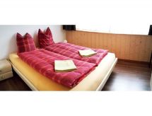 Ruim appartement met 2 slaapkamers aan de skipiste in Innertkirchen - thumbnail 2