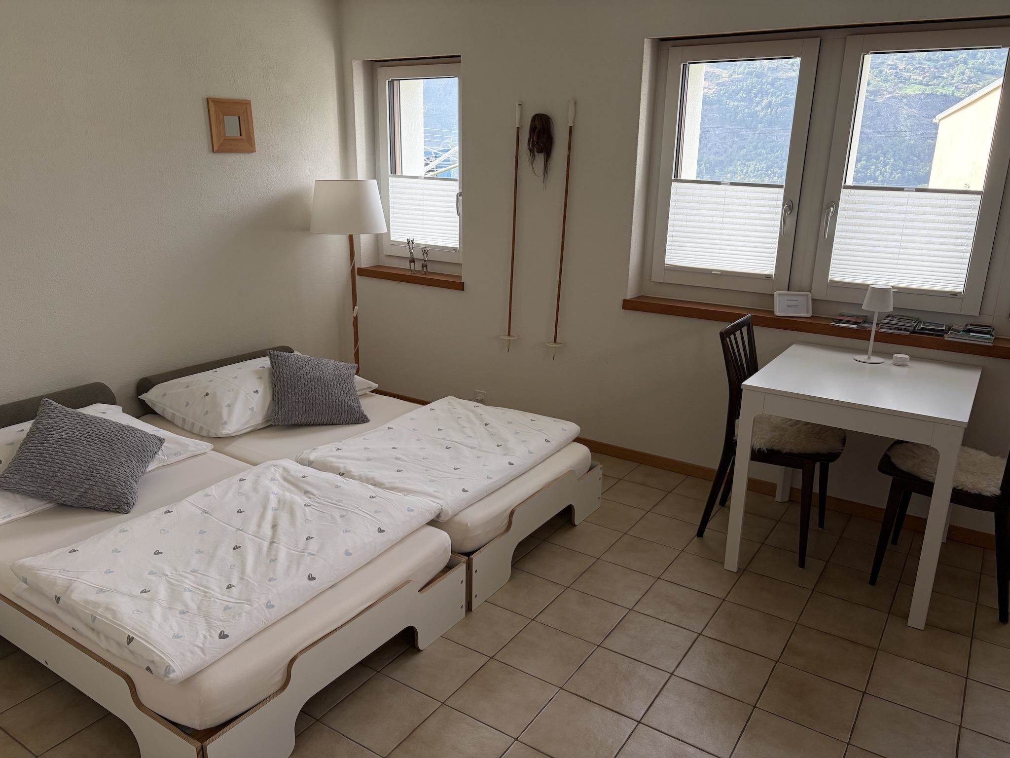 Holzji 2-Bettwohnung, Dusche, WC 2-Bettwohnung, Dusche, WC - Binnen