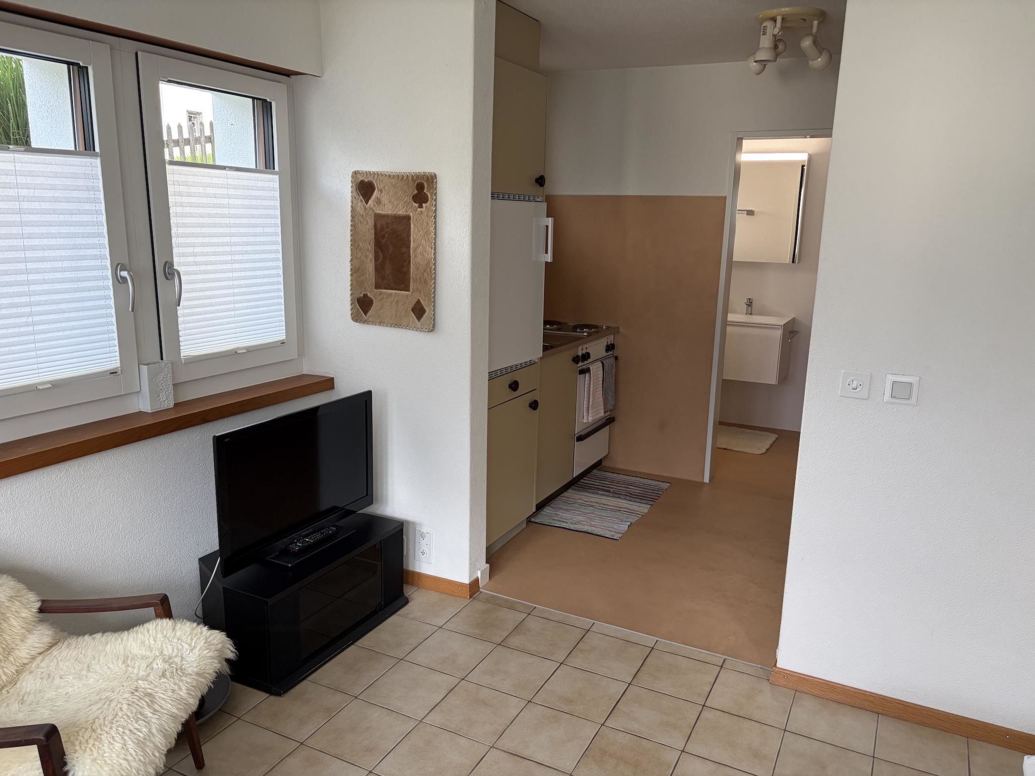 Holzji 2-Bettwohnung, Dusche, WC 2-Bettwohnung, Dusche, WC - Binnen