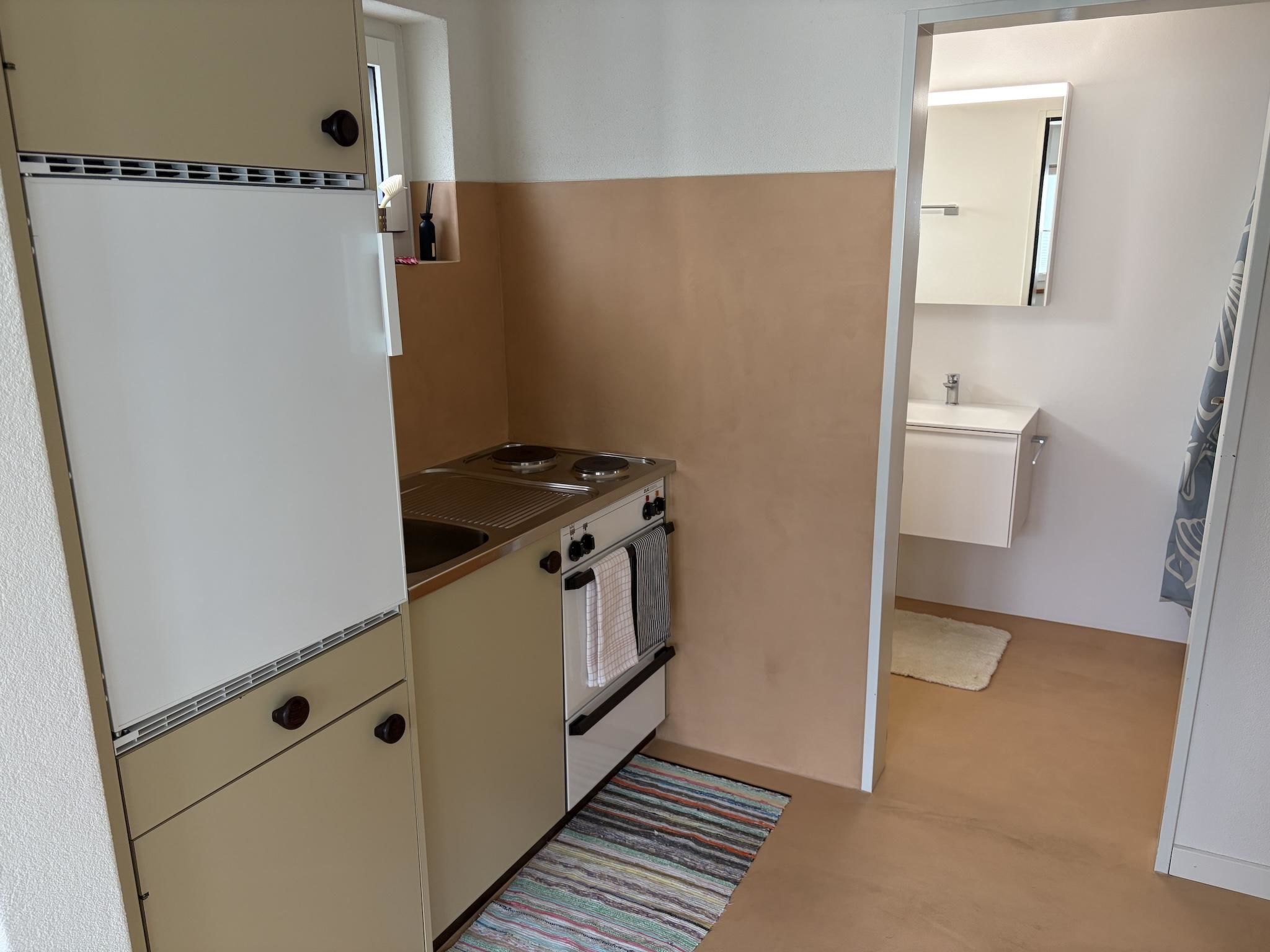 Holzji 2-Bettwohnung, Dusche, WC 2-Bettwohnung, Dusche, WC - Binnen