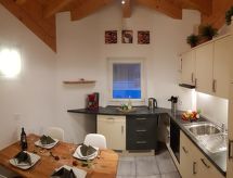 Modern appartement in Saas-Grund, direct aan de skipiste en bij het meer - thumbnail 4