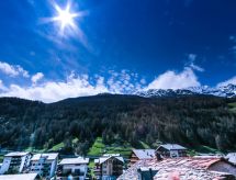 Historisch appartement in Saas-Grund met panoramisch uitzicht op de bergen - thumbnail 5