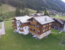 Rustiek appartement voor 6 aan skipiste en meer in Saas-Grund - thumbnail 3