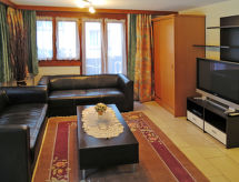 Zonnig appartement in Saas-Grund, direct aan de piste en 100m van de lift - thumbnail 2