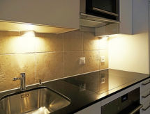 Zonnig appartement in Saas-Grund, direct aan de piste en 100m van de lift - thumbnail 6