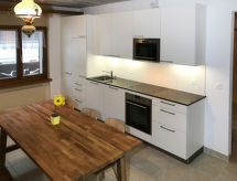 Appartement aan de piste in Saas-Grund met bergzicht - thumbnail 4