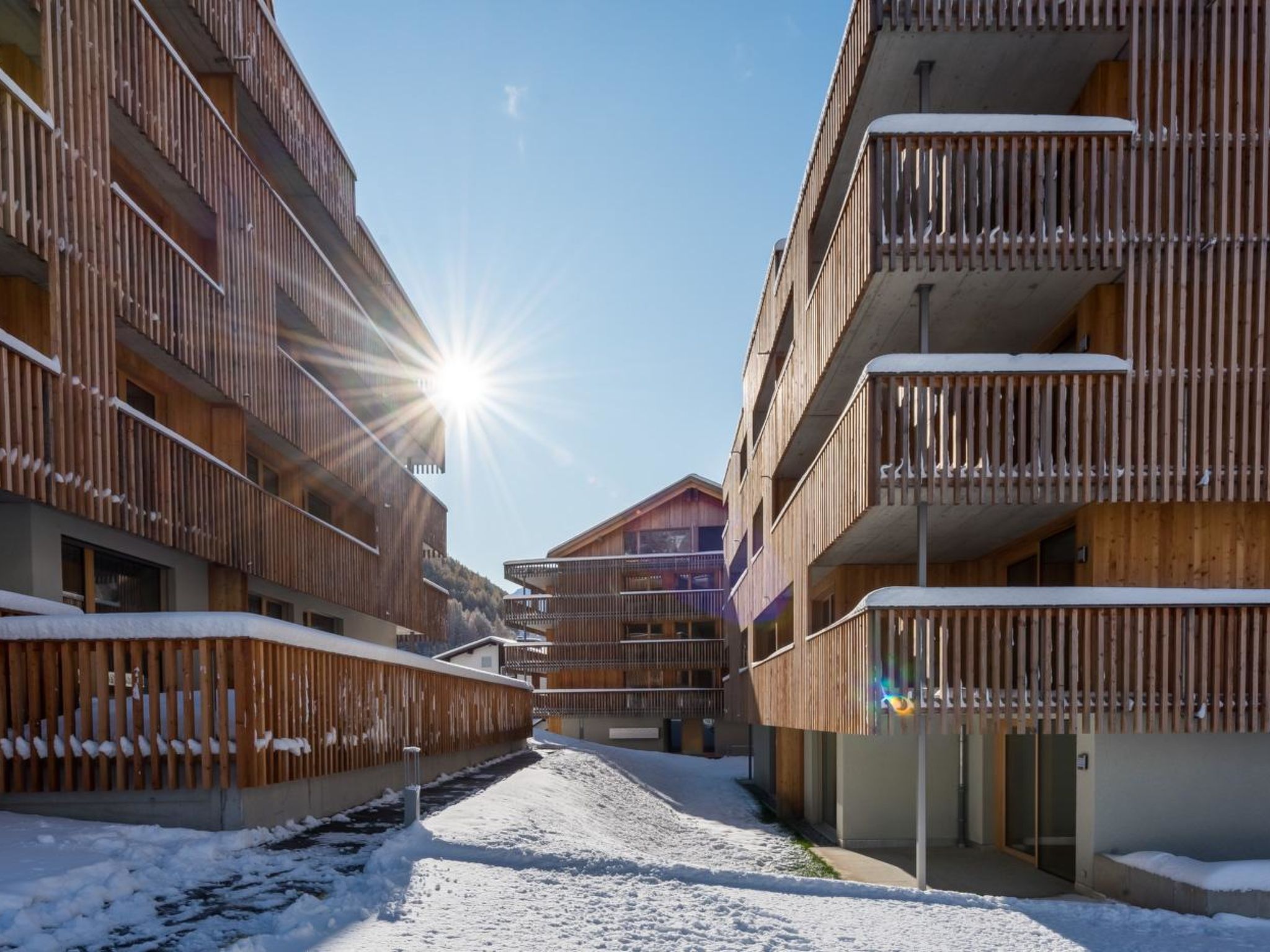 Apartment mit 2 Schlafzimmern & 1 Badezimmer OG - Draußen