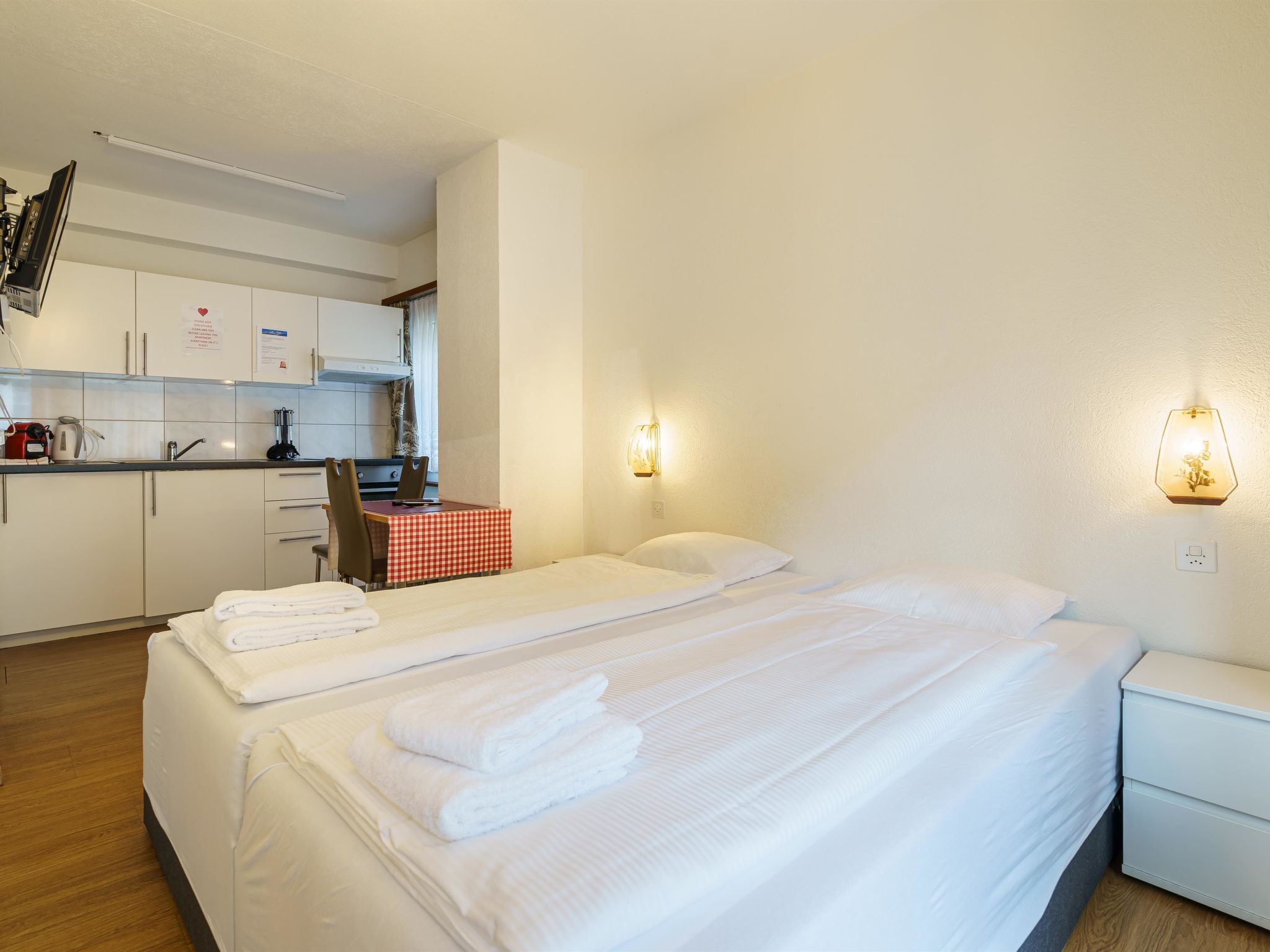 Haus City Studio Apt #5 - Inside