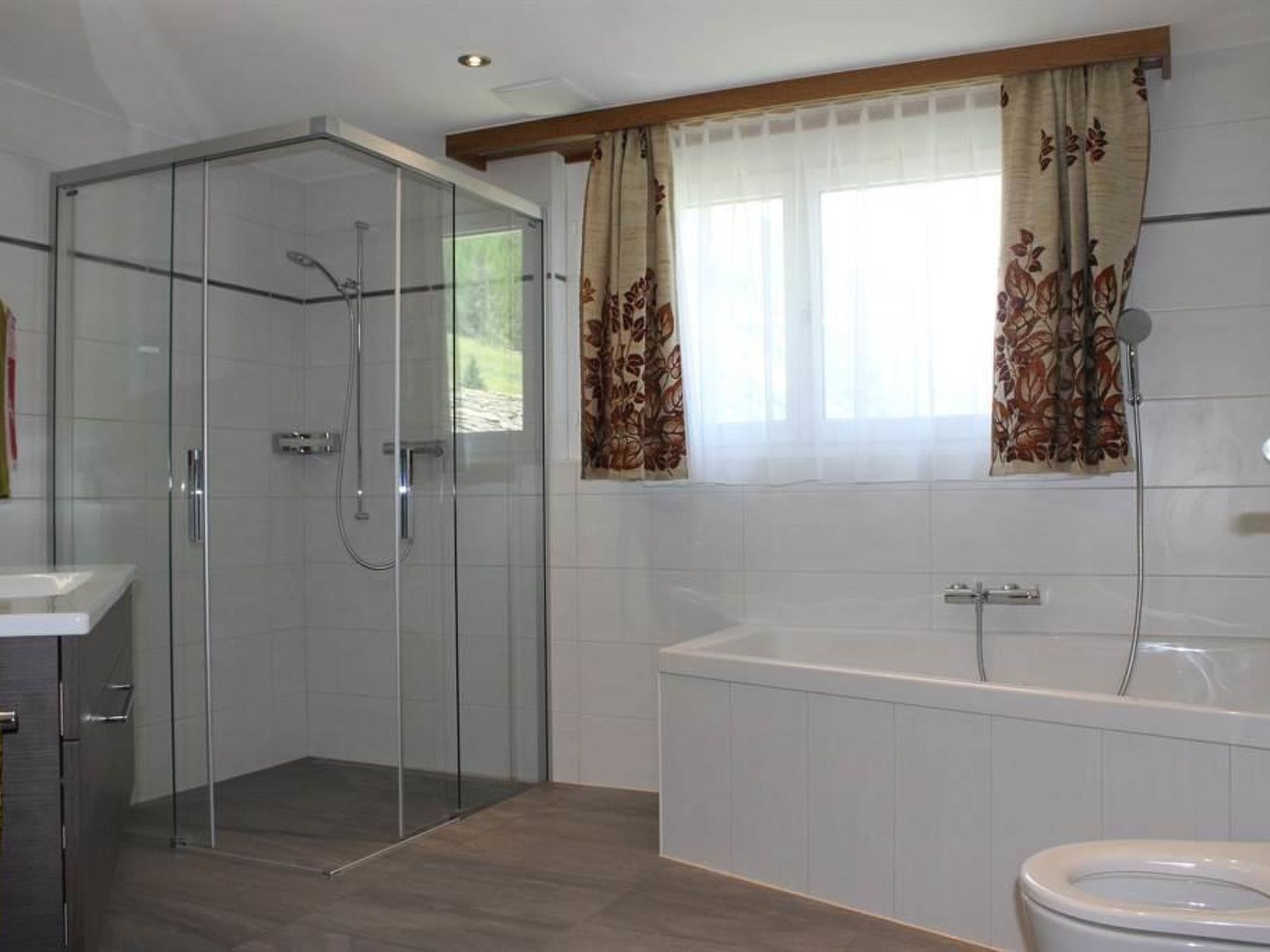 Weideli Appartement/Fewo, Dusche, WC, 3 Schlafräume - Image-tags.info