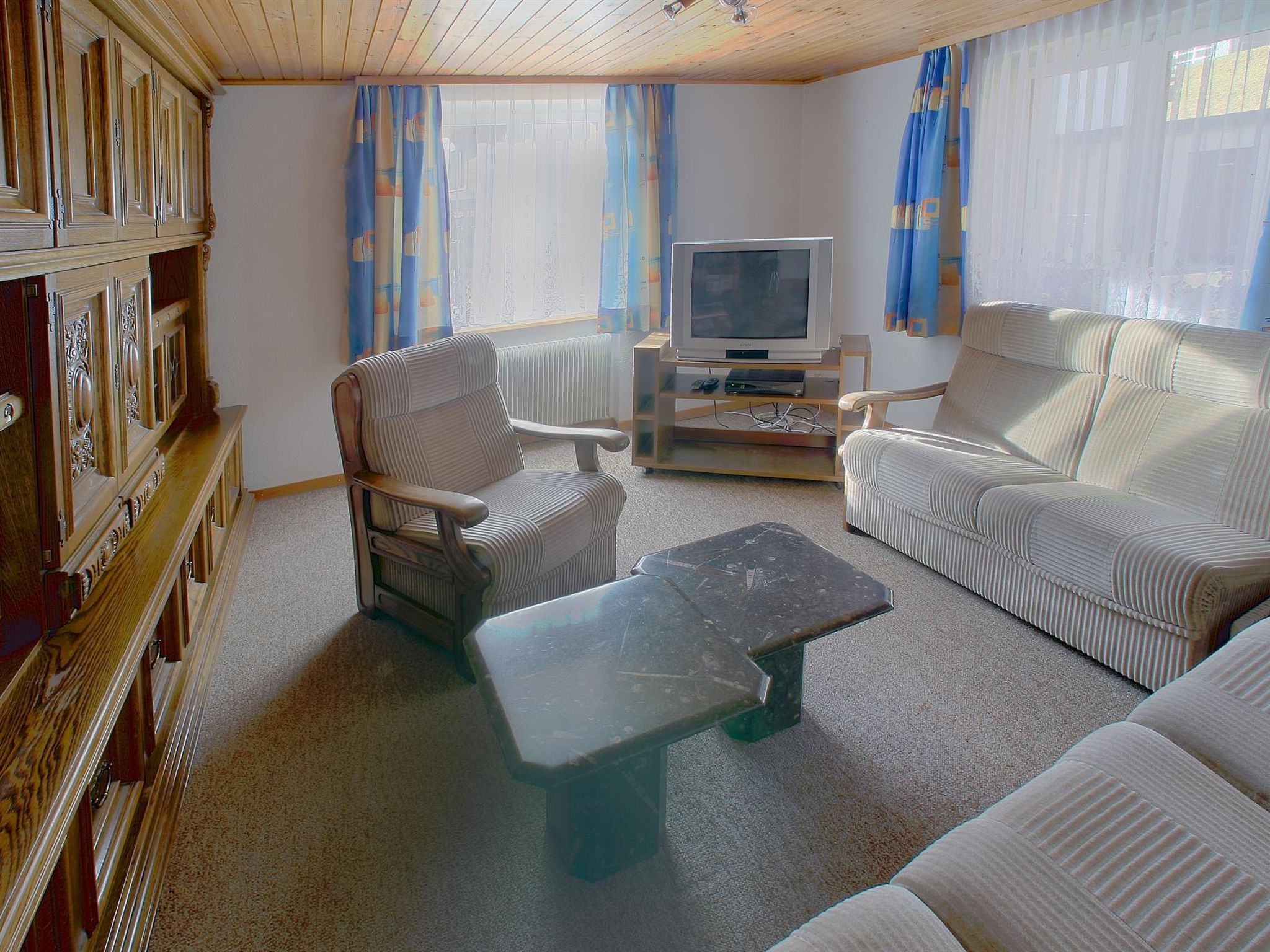 Cortina - Image 2