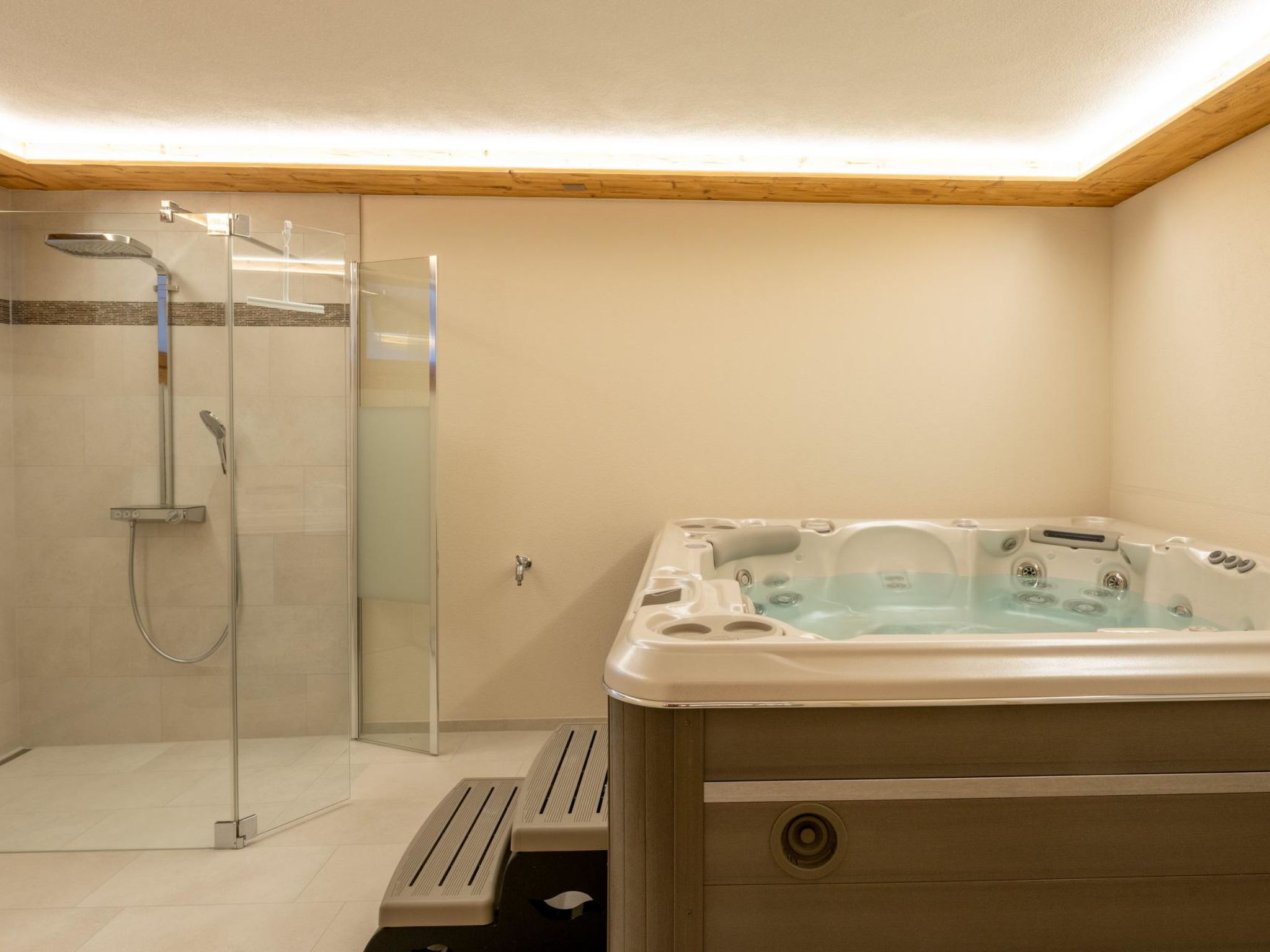 Haus Alpenrose Appartement/Fewo Alpenrose 4-Bettwohnung 1. OG Ost - Drinnen