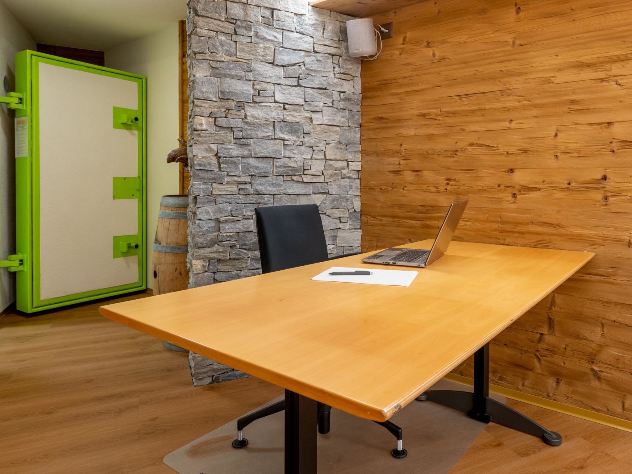 Haus Alpenrose Appartement/Fewo Alpenrose 4-Bettwohnung 1. OG West - Drinnen