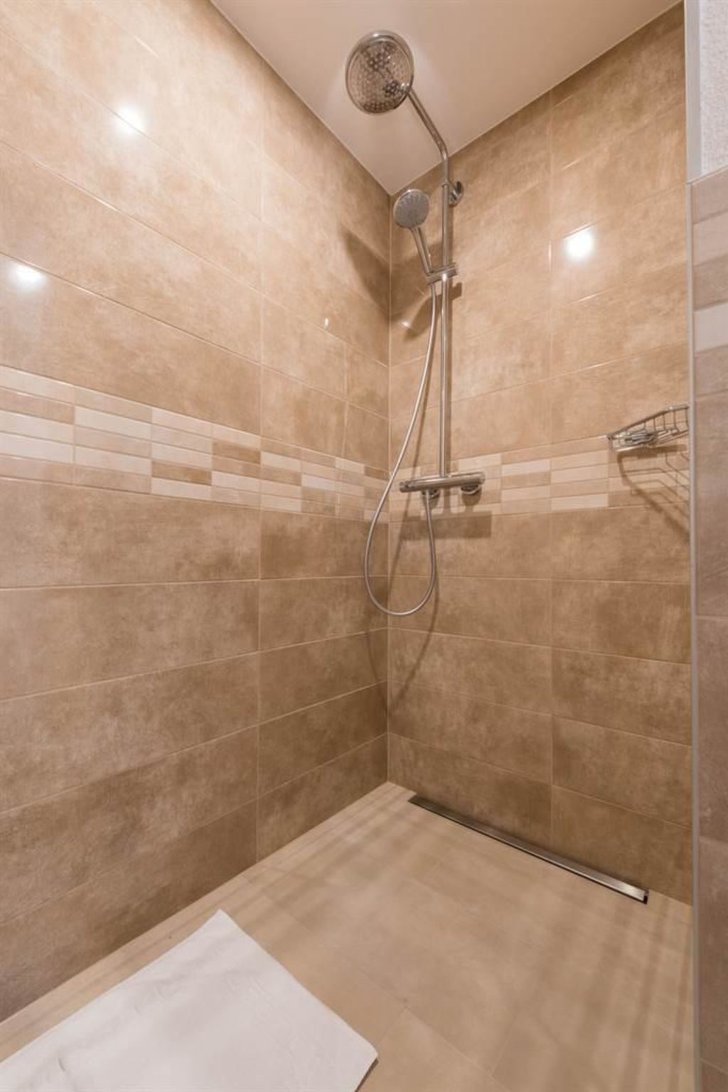 Haus Alpenrose Appartement/Fewo Alpenrose 6-Bettwohnung EG Ost - Image-tags.info