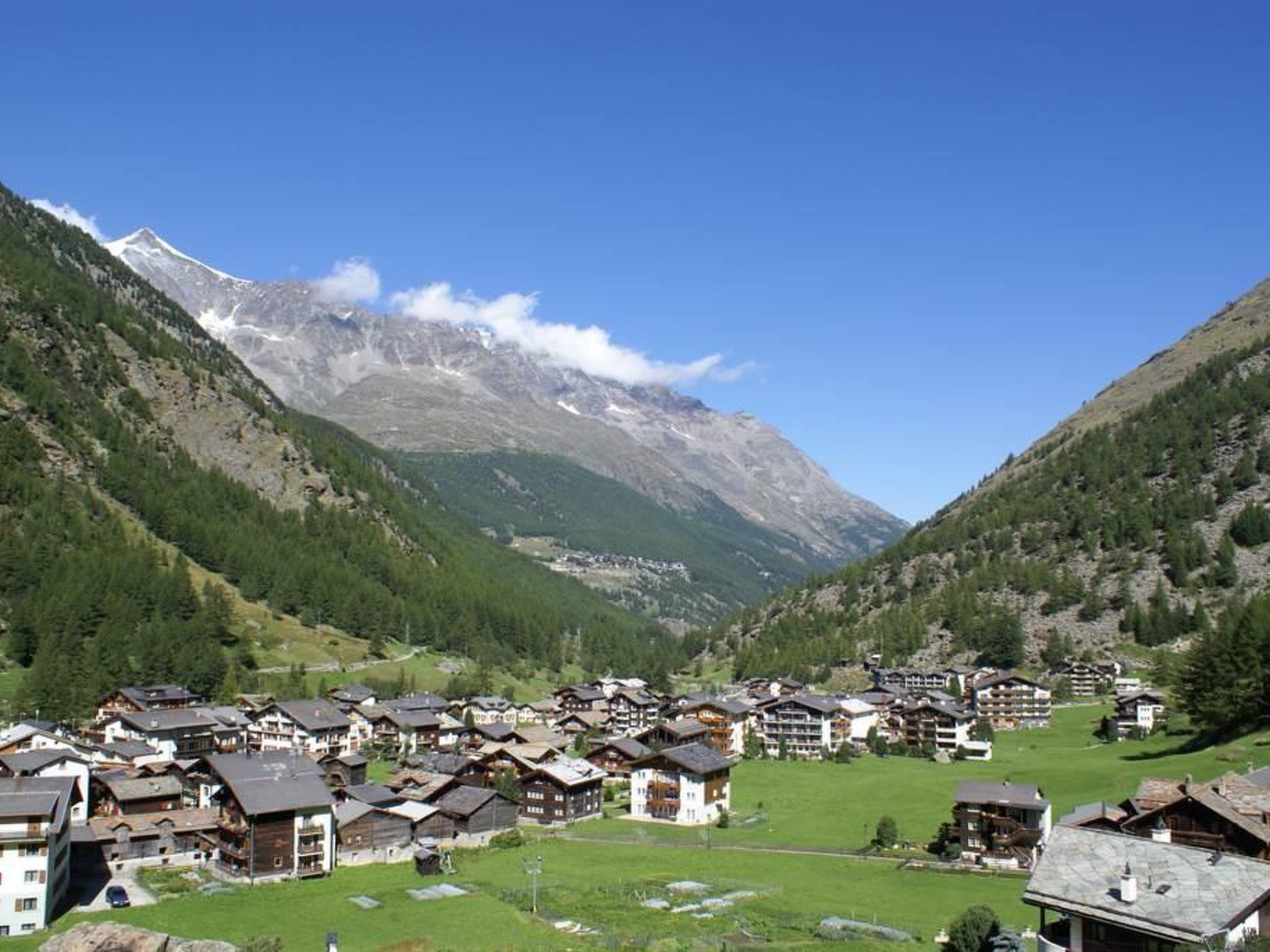 Haus Alpenrose Appartement/Fewo Alpenrose 7-Bettwohnung DG Ost - Draußen