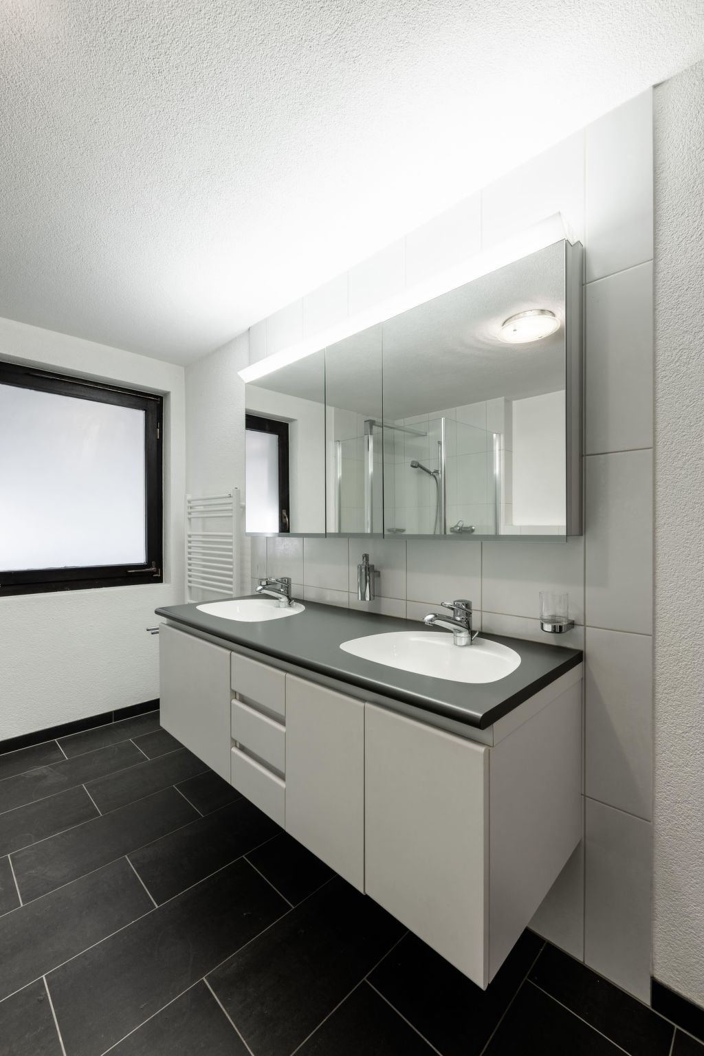 Villa Alpenhof Appartement/Fewo Wohnung für 6 Personen - Binnen
