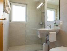 Knus 1-kamer appartement met panoramisch uitzicht in Saas-Almagell - thumbnail 4