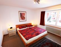 Apollo 11: Centraal appartement in Saas-Fee met balkon en panoramisch uitzicht - thumbnail 5