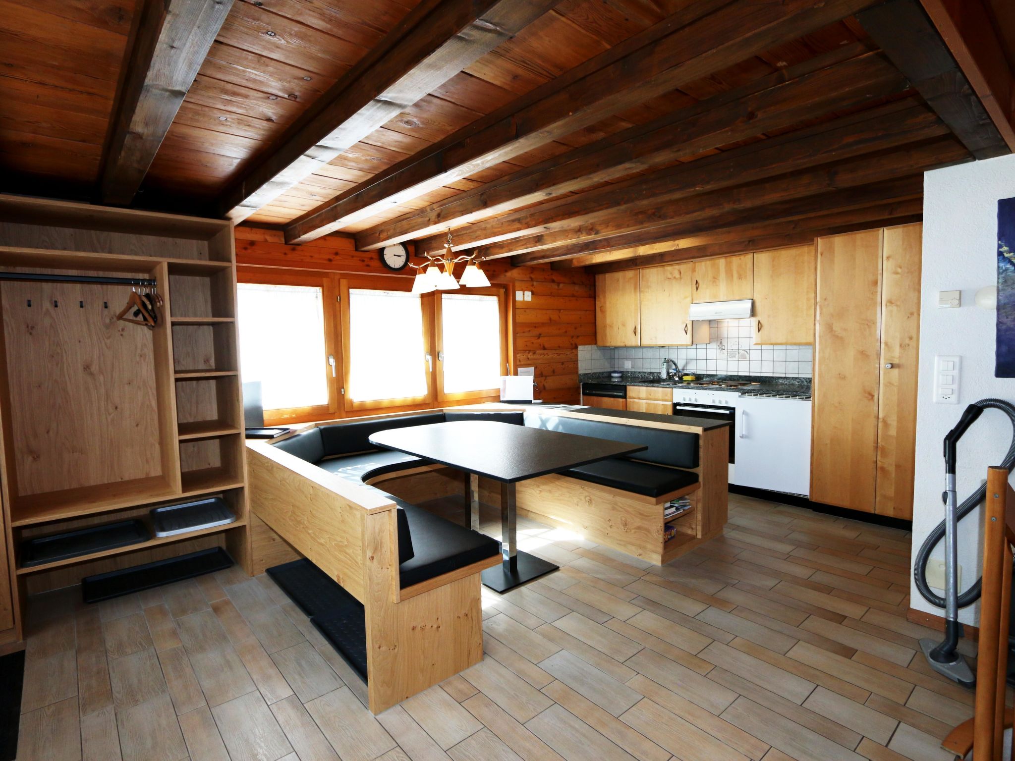 Chalet Heimeli-Inside
