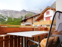 Dominic A: Luxe duplex direct aan de piste met panoramisch uitzicht - thumbnail 4