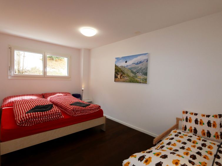 Photo of Perrine 1
