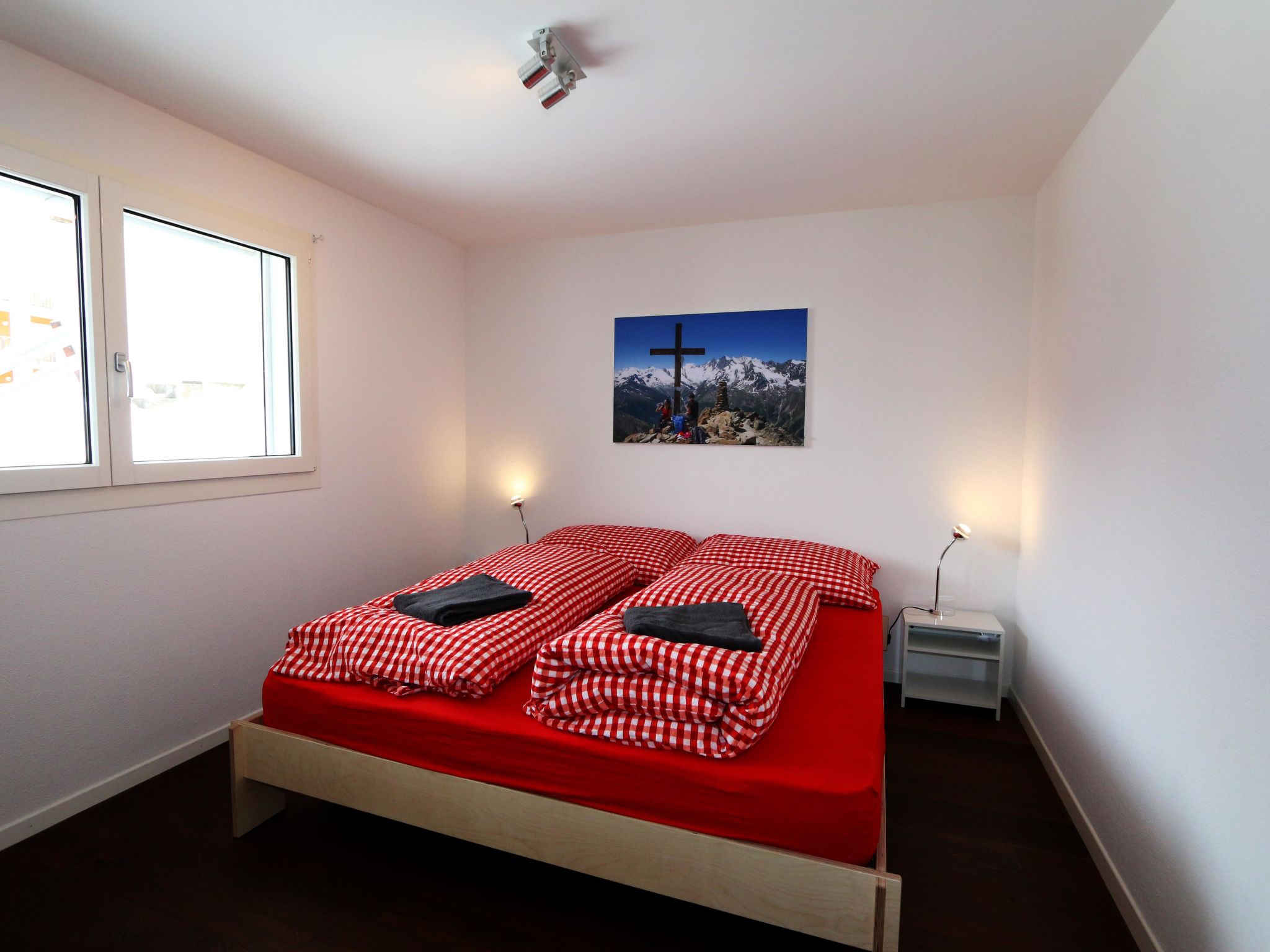 Photo of Perrine 1