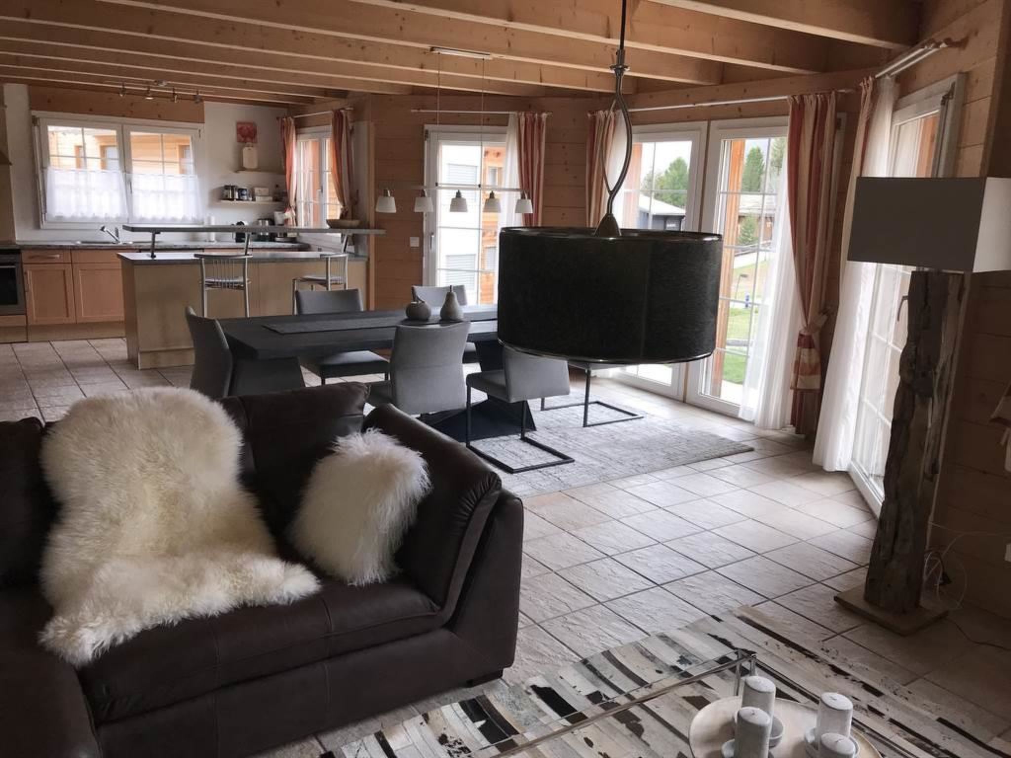 Chalet Inge Appartement/Fewo 8-Bettwohnung - Drinnen
