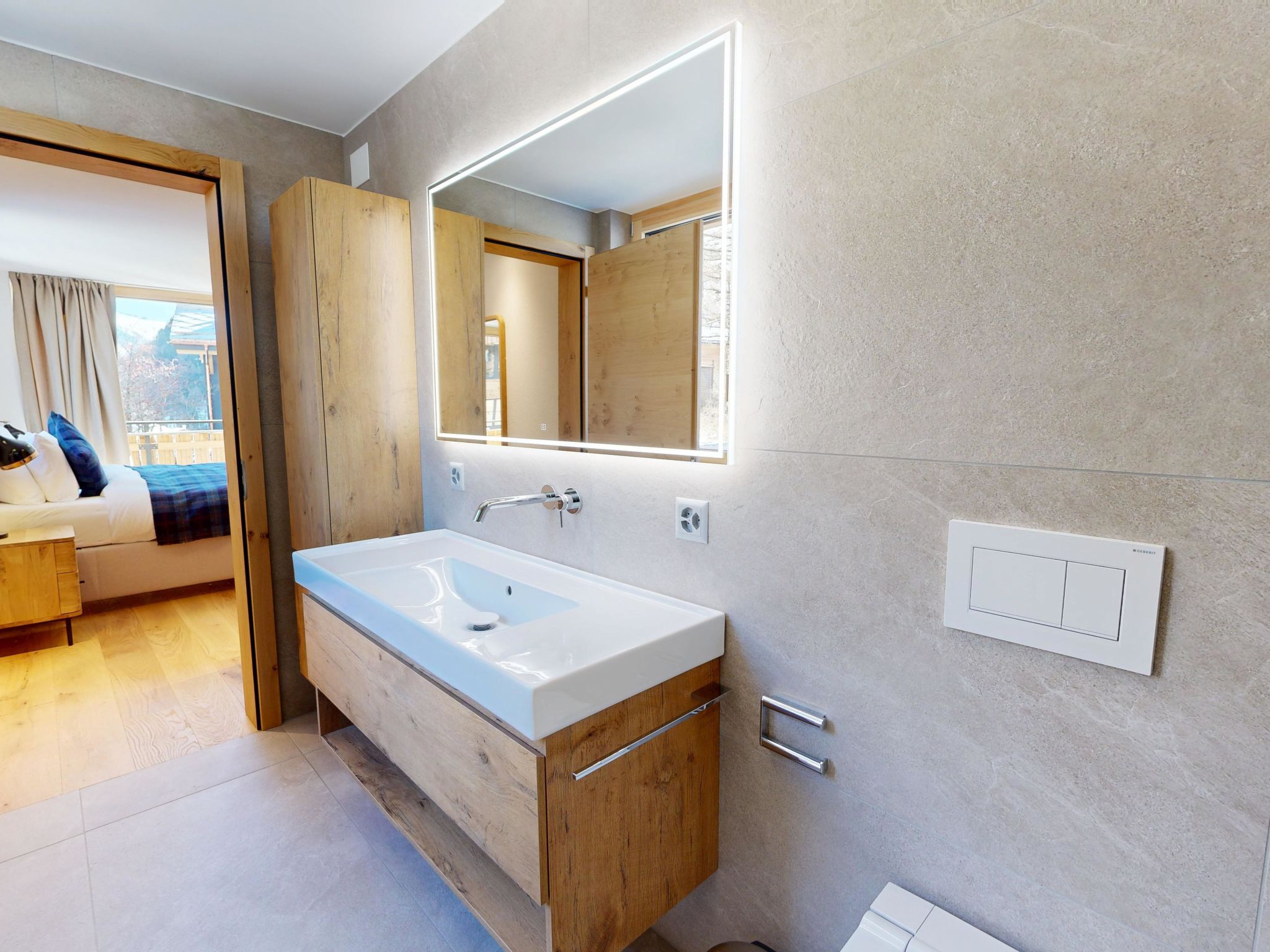 Photo of Alphubel Peak & Unlimited