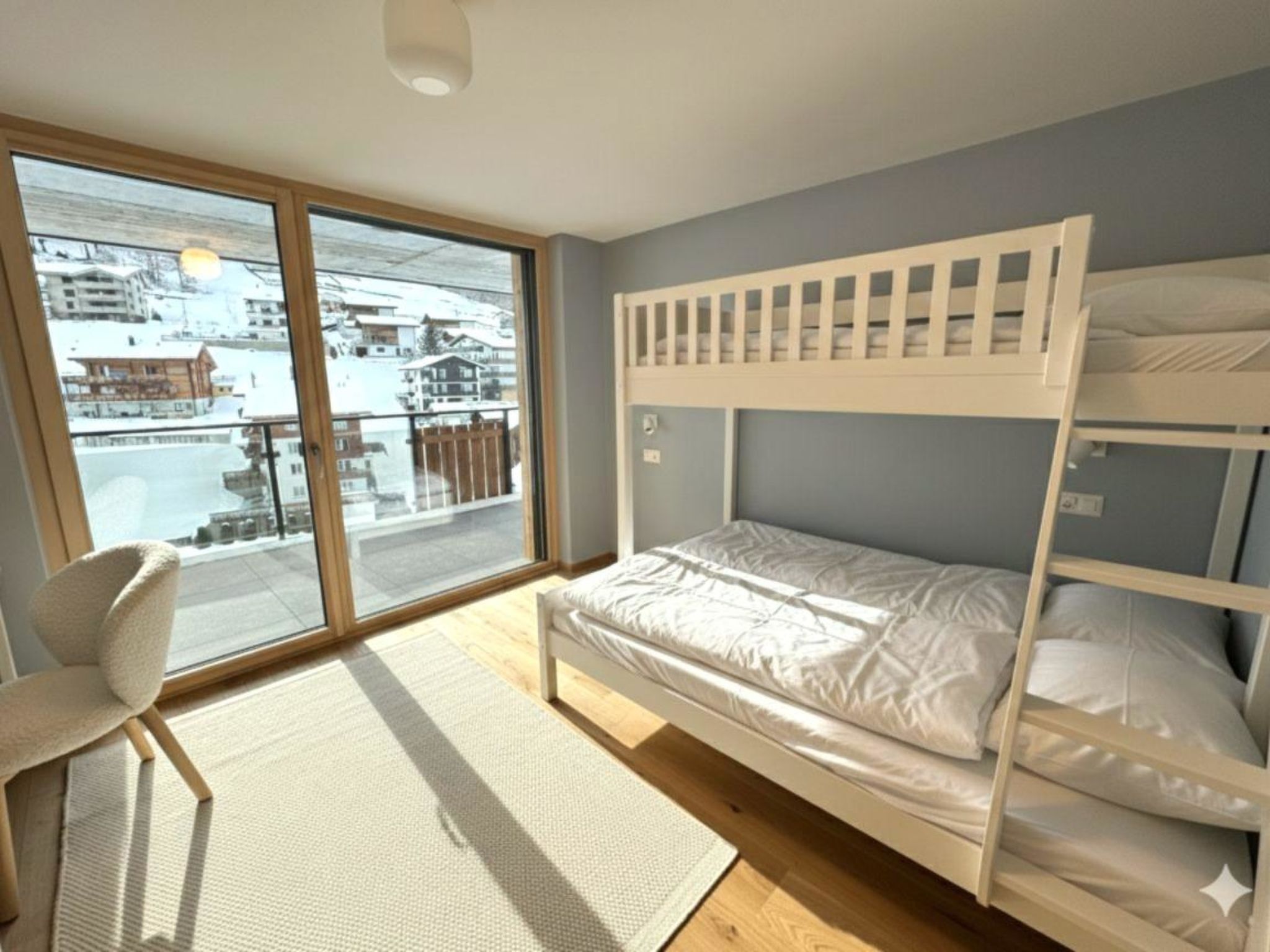 Photo of Alphubel Peak & Unlimited