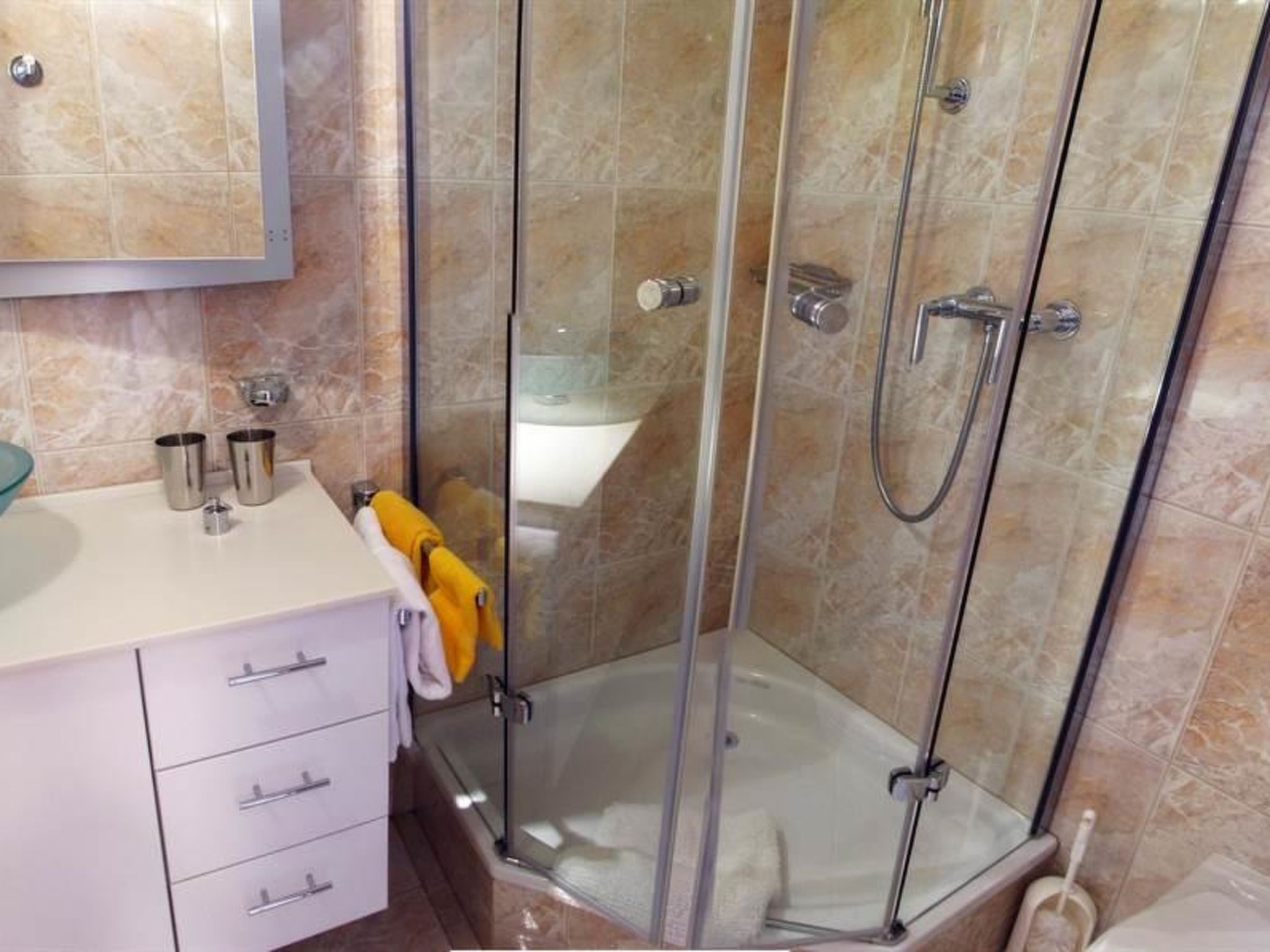 Photo of Dominic B Appartement/Fewo 4-Bettwohnung