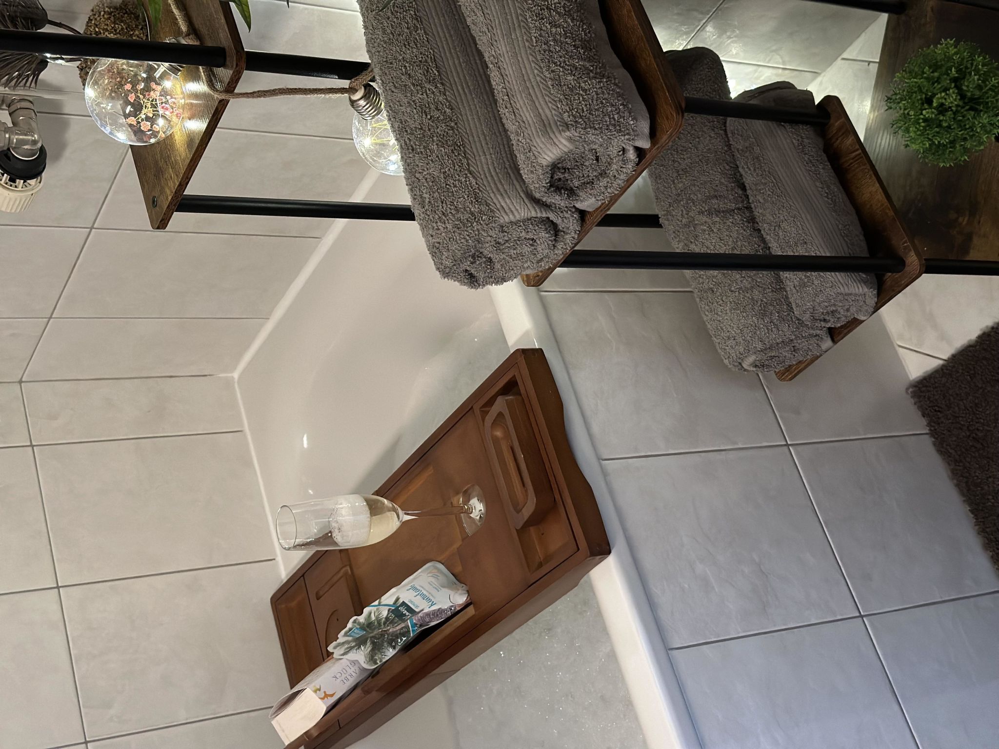 Falke EG Appartement/Fewo Greenspot Apartment - Drinnen